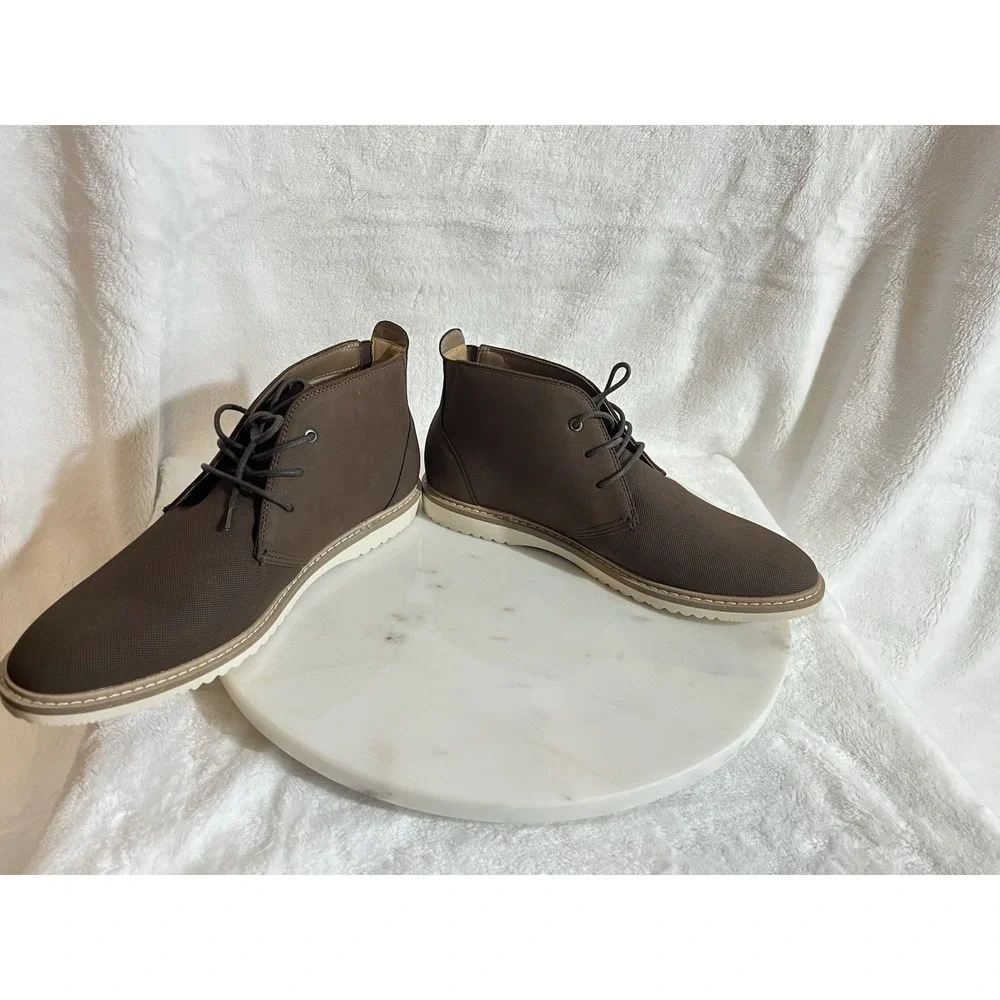 Hawker Rye Breck Colored Cognac Chukka Boots Textured Upper Men's size 11.5
